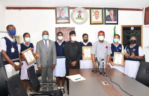 FG rewards young innovators of the Sensebox and Aquabot device built to monitor air and water pollution