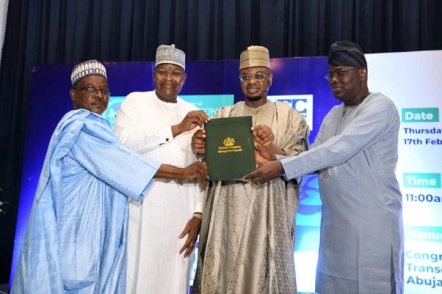 Federal Government officially hands over 5G Spectrum allocation to NCC