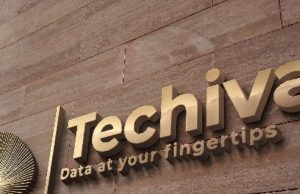 Techiva Technologies from Nigeria winner of SheTrades Hackathon, collecting cash prize of $10,000