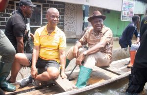 Bayelsa Flood| Governor Diri visits flood ravaged areas in Oxbow Lake, Igbogene, Biseni and Okolobiri