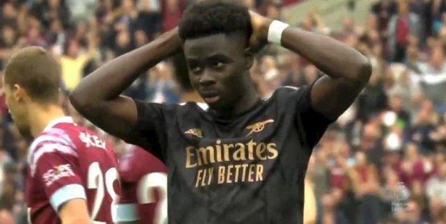 Bukayo Saka hands in head after Arsenal 2-2 draw with West Ham