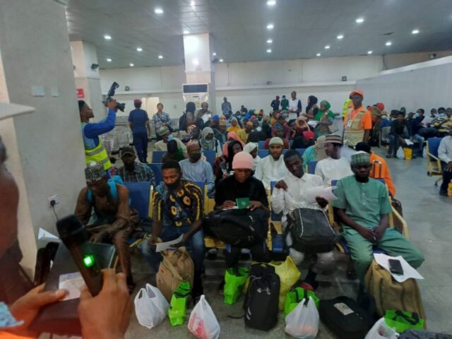 The 11th batch of Nigerian evacuees from Sudan. 117 adults and 11 minors arriving Nnamdi Azikiwe Airport Wednesday.