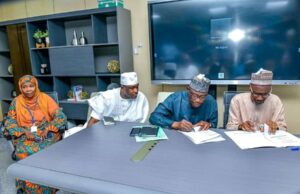Niger State Government signs MoU with NNPC on renewable energy and low carbon solution projects