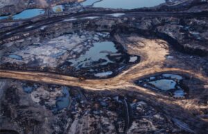 Top fossil fuel producers plan 110% more extraction in 2030 despite climate promises, new report finds