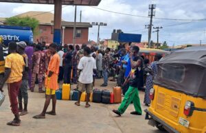 Nigerian students leadership serves ominous notice; prepare to shutdown major cities effective 15th September