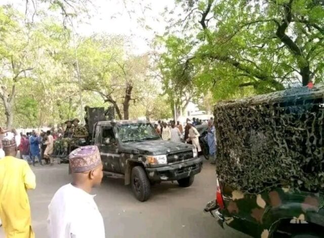 Security details hurry to the Kano Emir Palace amidst Emirship tussle