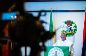 President Tinubu cuts Vice President’s entourage to 5 officials on foreign trips, orders Ministers to reduce convoy to 3 vehicles