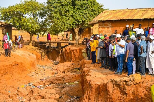 Governor Bago visited the affected areas in Kpege, Efu Abebe, Eti Sheshi all in Mokwa local government area