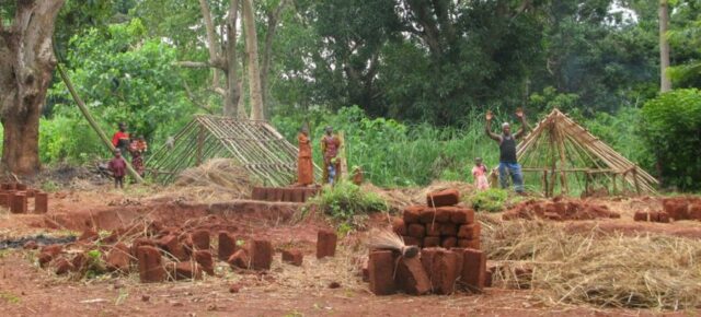 Displaced people set up makeshift shelters at an IDP camp in Haut-Mbomou, Central African Republic