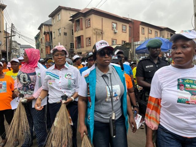 APC supporters in Lagos
