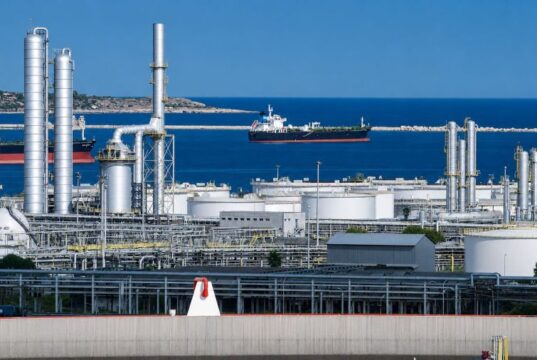 Ludoil acquires controlling stake in ISAB refinery, Mediterranean’s largest refinery; plans €1.3B investment