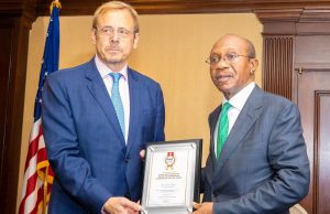 CBN Governor Emefiele woos foreign investors in Washington DC, commended for leading innovation among central banks in Africa