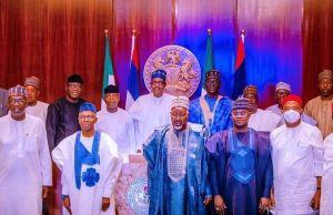 President Buhari promises to crackdown on ‘inefficient and greedy’ Nigerian banks to resolve Naira crunch as he meets with APC Governors
