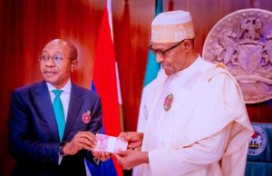 Old N200 bank notes to circulate alongside new notes as Naira swap policy is extended for 60-days by President Buhari