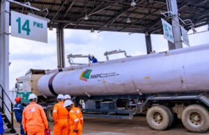 NNPCL cuts petrol ex-depot price by 12% to N899 per litre, signifies beginning of a competitive market dynamic