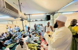 Governor Bago visits and gifts Niger State Pilgrims in Makkah with SR300 each, seeks prayers for Mokwa Flood Victims
