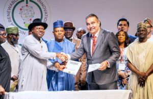 Bayelsa State Government signs tripartite deal for solar panel manufacturing plant in the state