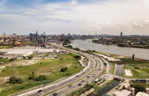 AfDB extends $500 million loans to Nigeria to fund economic governance and energy transition