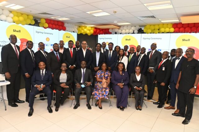 A group picture of Shell leaders and executives of 9 Nigeria banks during the signing ceremony of the SNEPCo Contractor Support Fund at Shell Atlantic Towers.